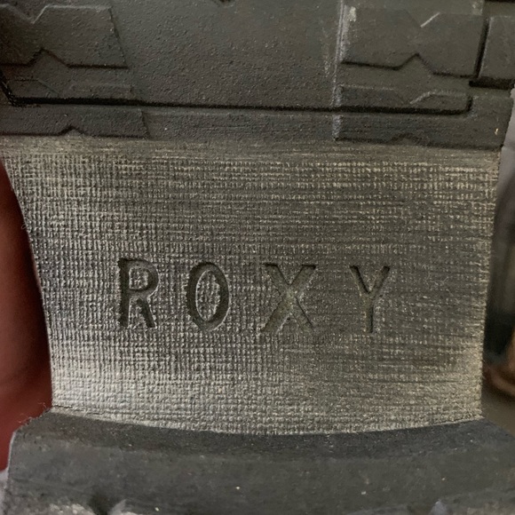 ROXY boots - Picture 2 of 3